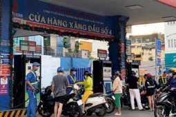Xăng E10 sắp bán đại trà: Người tiêu dùng thấp thỏm, người kỳ vọng giảm chi phí
