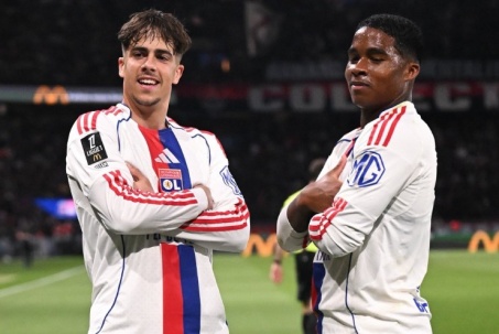 Tin mới nhất bóng đá sáng 6/5: MU săn đón đàn em Fernandes, là "hàng hot" Ligue 1