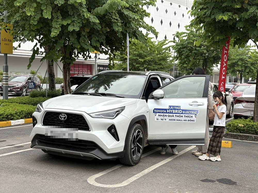 Yaris Cross được gia đình trẻ quan tâm.