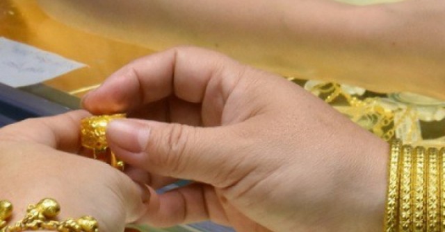 Giá vàng hôm nay 6-5: Bật tăng trở lại sau phiê...