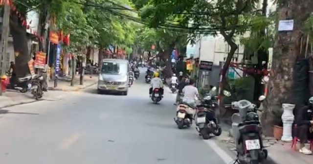 Giá nhà mặt phố đường Hoàng Hoa Thám biến động như nào khi tuyến đường sắt đô thị số 5 khởi công xây dựng