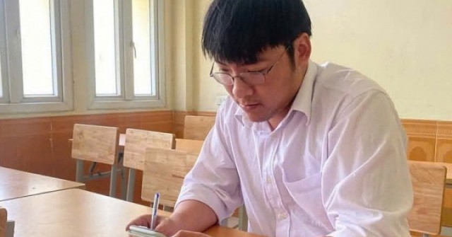 25 tuổi, 6 lần thi đại học để tìm điểm 10 môn Toán