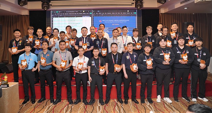 Các hảo thủ hàng đầu châu lục tranh tài ở nội dung carom 3 băng