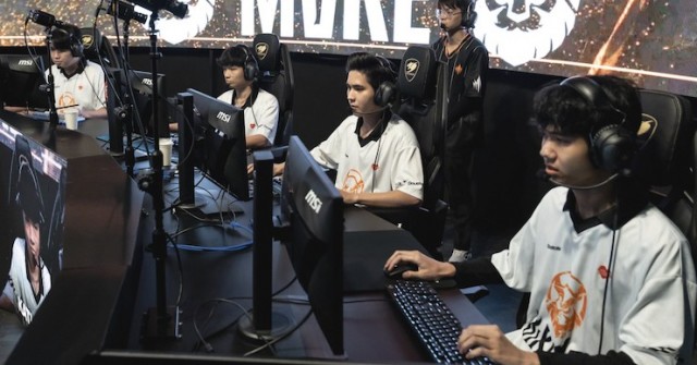 Loạt "ông lớn" kiếm tiền "khủng" nhờ... làm game và bán đồ công nghệ