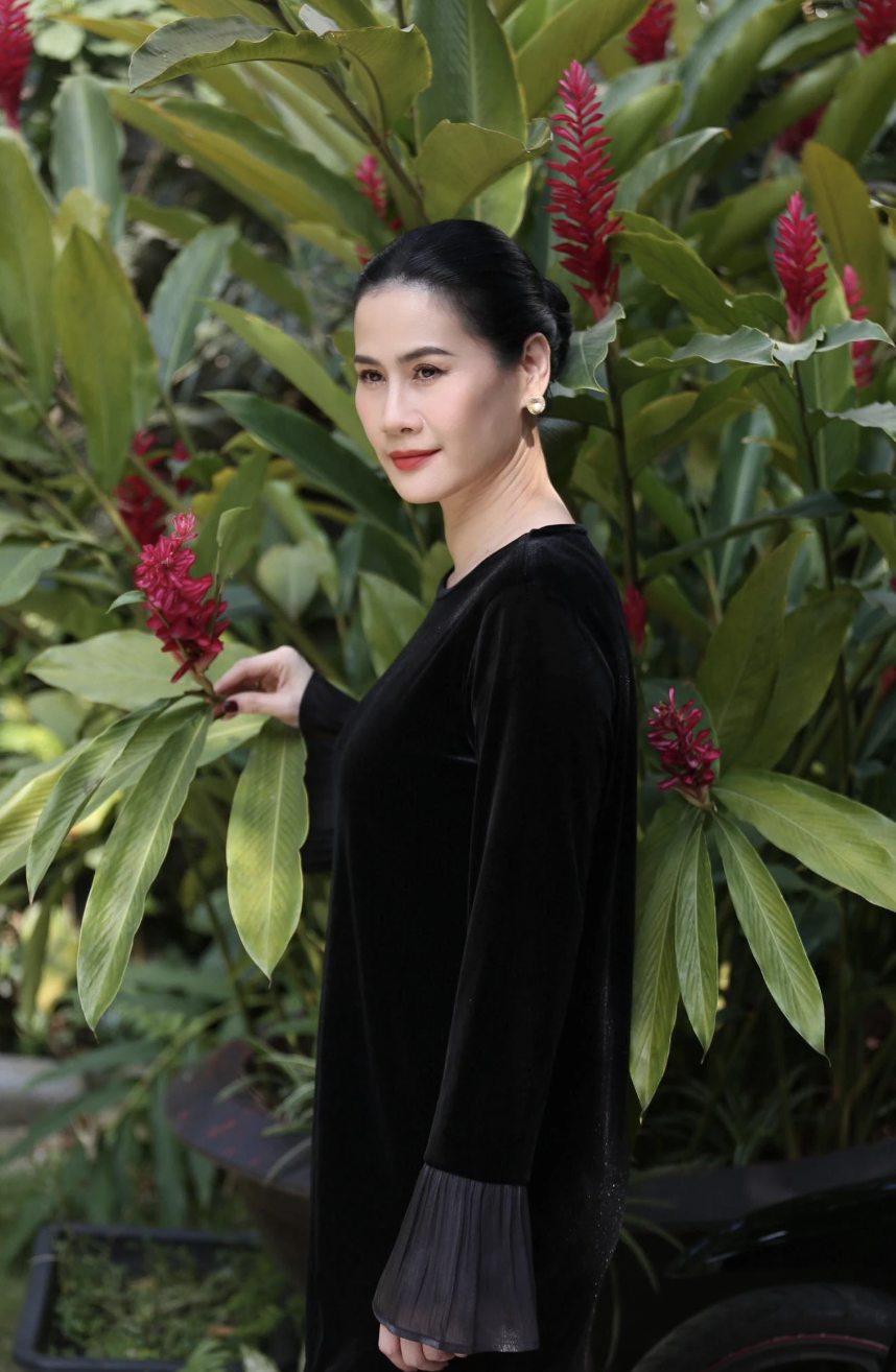 Thân Thúy Hà tuổi trung niên: Mẹ đơn thân bí ẩn showbiz Việt, tin đồn tài sản 700 tỷ - 7