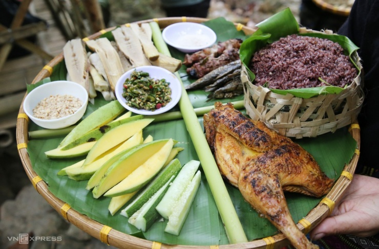 Chèo thuyền, tắm thác giữa đại ngàn Trường Sơn - 9