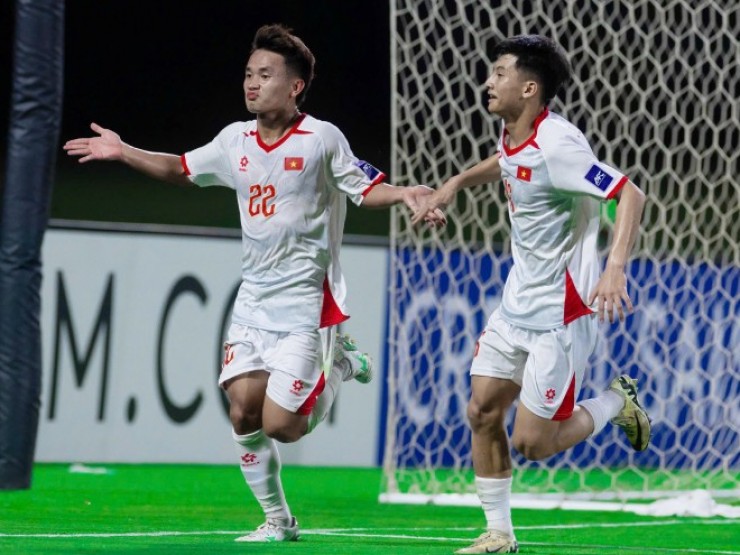 Hàn Quốc sảy chân, U17 Việt Nam ngạo nghễ chiếm ngôi đầu bảng xếp hạng ở U17 châu Á