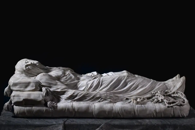 Bức tượng "Veiled Christ" đang được trưng bày tại Bảo tàng nhà nguyện Sansevero ở Naples, Italy. Ảnh: Sansevero Chapel Museum