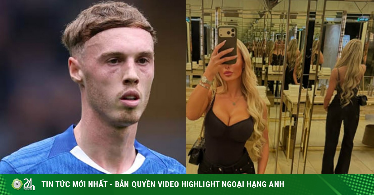 Mỹ nhân đẹp nhất World Cup: Người tình của Palmer nghiện bikini, khoe vòng 1 đồ sộ