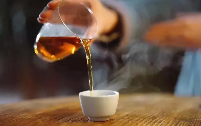 Không phải uống rượu, hai việc làm buổi sáng này ở nam giới đang hại gan - 1