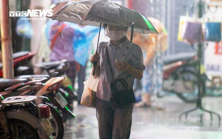 Miền Bắc sắp đón mưa dông diện rộng. (Ảnh minh hoạ)