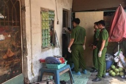 Bé gái 4 tuổi tử vong sau nhiều lần bị mẹ đẻ và người tình bạo hành, bỏ đói