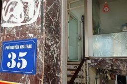 Vụ bé gái 4 tuổi bị bạo hành tử vong: ‘Lúc cháu bé được bế xuống như không còn sự sống’