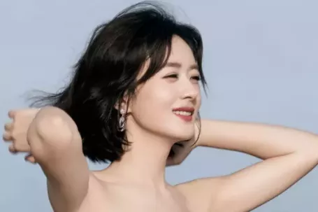 Bức ảnh Triệu Lệ Dĩnh trị giá 2,1 tỷ USD