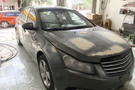 Mua Chevrolet Cruze 2011 đi 2 ngày chết máy, trả lại xe bị bắt thiệt 160 triệu