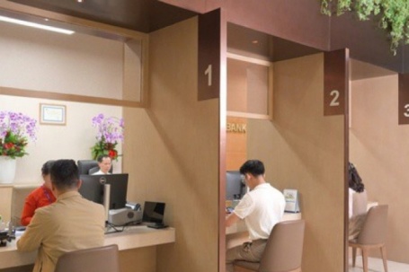 Ngân hàng ồ ạt cắt giảm hàng ngàn nhân sự, AI có phải là nguyên nhân chính?