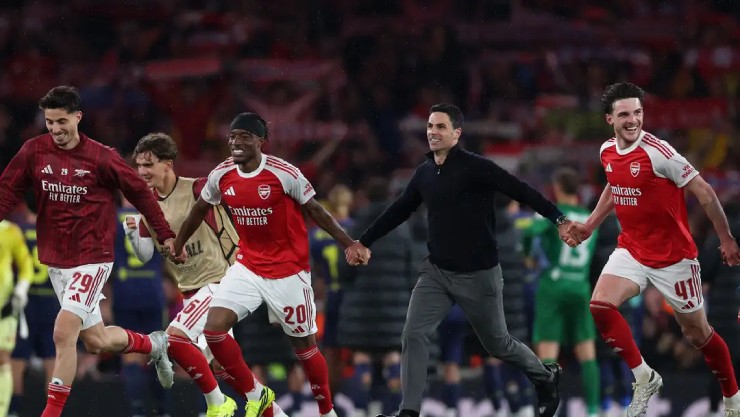 Arsenal sẽ tổ chức lễ diễu hành rước cúp hoành tránh nếu vô địch Ngoại hạng Anh hoặc Champions League