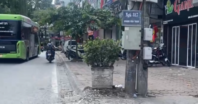 Tuyến đường sắt đô thị số 5 khởi động, nhà riêng trong ngõ trên trục đường Hoàng Hoa Thám, Hà Nội thiết lập mặt bằng giá mới