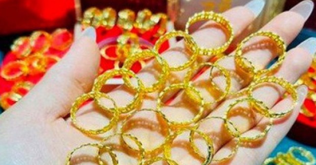Chốt giá vàng hôm nay ngày 7/5 tiếp đà tăng cực mạnh