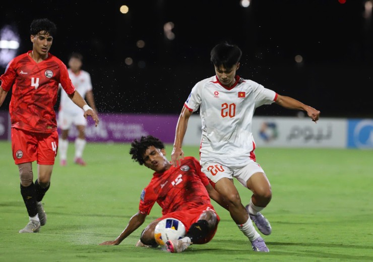 Trực tiếp bóng đá U17 Yemen - U17 Việt Nam: Đậu Quang Hưng mở điểm (U17 châu Á) - 2