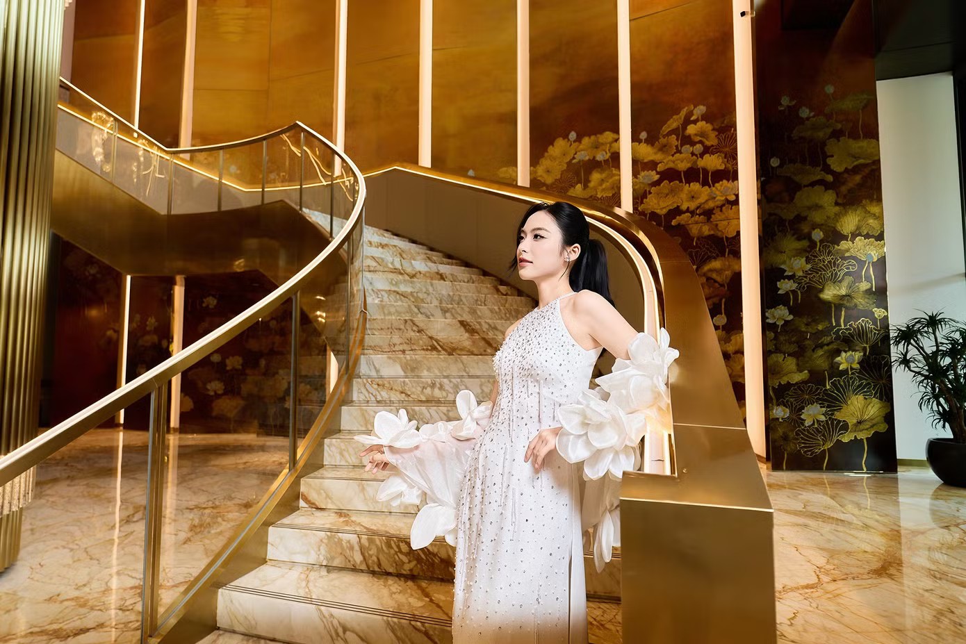 Hoa hậu Hà Trúc Linh, Á hậu Vân Nhi trước khi kết thúc nhiệm kỳ - 12