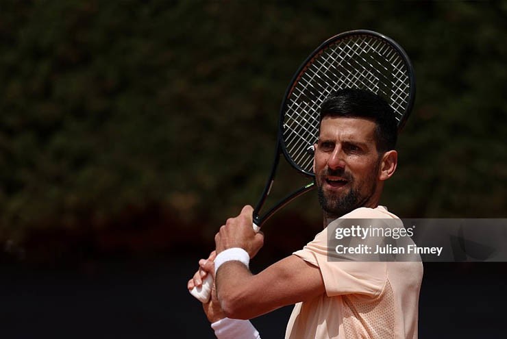 Djokovic vất vả chuẩn bị cho&nbsp;Italian Open