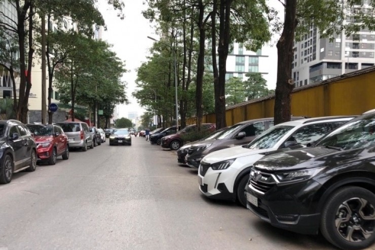 Hà Nội dự kiến thu phí vỉa hè tối đa 400.000 đồng mỗi m2