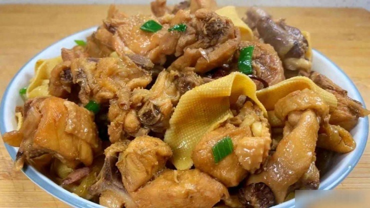 Loại thịt hoàn hảo cho mùa hè, ít dầu mỡ hơn thịt bò, giàu protein, hầm cách này mềm mại, đậm đà - 1