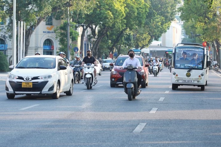 Hà Nội làm rõ thông tin cấm toàn bộ xe chạy xăng từ 1/7 tại vùng lõi Hoàn Kiếm