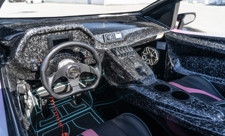 Siêu xe Lamborghini độc lạ, giá rẻ chỉ hơn 1,2 tỷ đồng gây sốt - 2