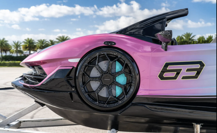 Siêu xe Lamborghini độc lạ, giá rẻ chỉ hơn 1,2 tỷ đồng gây sốt - 3