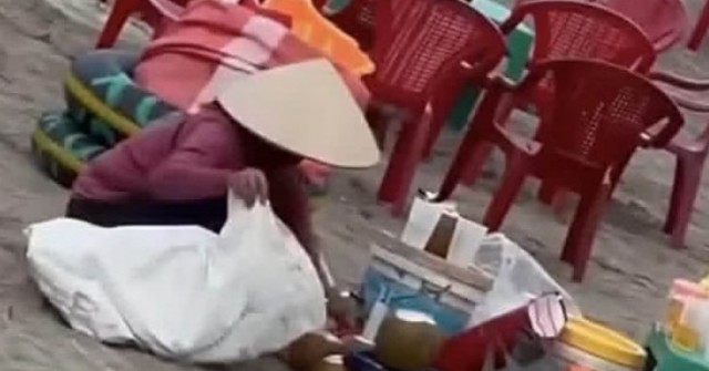 Danh tính người gom nước dừa thừa bán lại cho khách tại bãi biển Thịnh Long