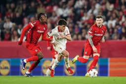 Video bóng đá Freiburg - Braga: Thẻ đỏ tai hại, hiệp 2 gay cấn (Europa League)
