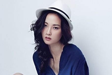 'Chân dài đắt giá bậc nhất xứ Hàn' sinh con thứ hai ở tuổi 41