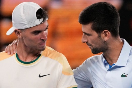 Trực tiếp tennis Prizmic - Djokovic: Khởi đầu thuận lợi cho "Nole" (Rome Open)
