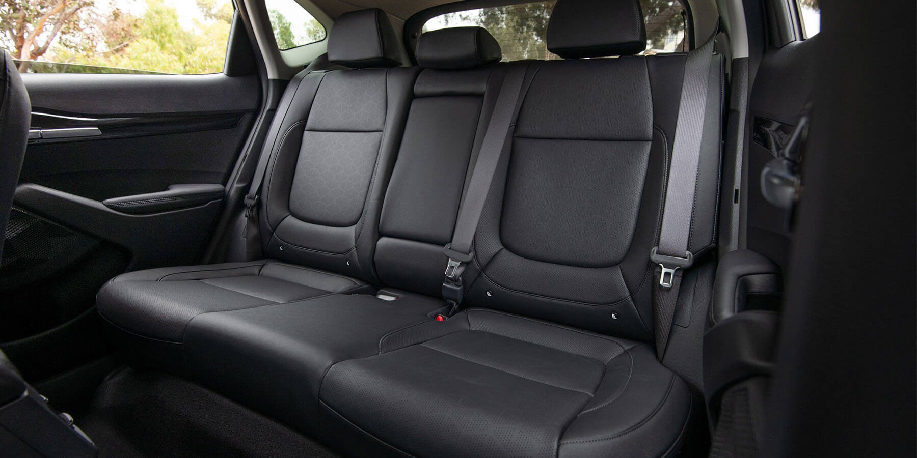 So sánh Toyota Raize và KIA Seltos: Lựa chọn SUV đô thị tối ưu cho người dùng Việt - 9