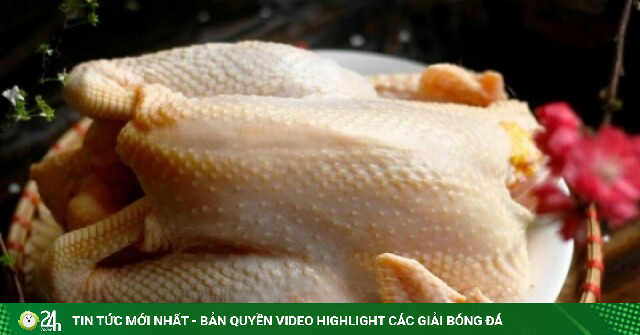 Tại sao không nên rửa thịt gà trước khi nấu?