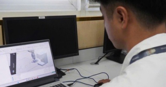 Tung học bổng thu hút sinh viên vào ngành mũi nhọn