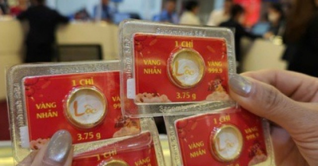 Sáng 8-5, giá vàng miếng SJC cao hơn vàng thế g...
