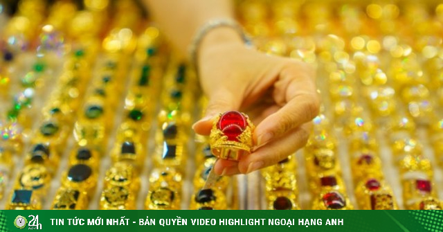 Giá vàng thế giới đảo chiều giảm sâu ngày 8/5
