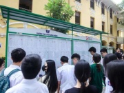 “Cuộc đua khốc liệt” vào lớp 10: Vì sao căng thẳng hơn cả thi đại học? (Bài 1)