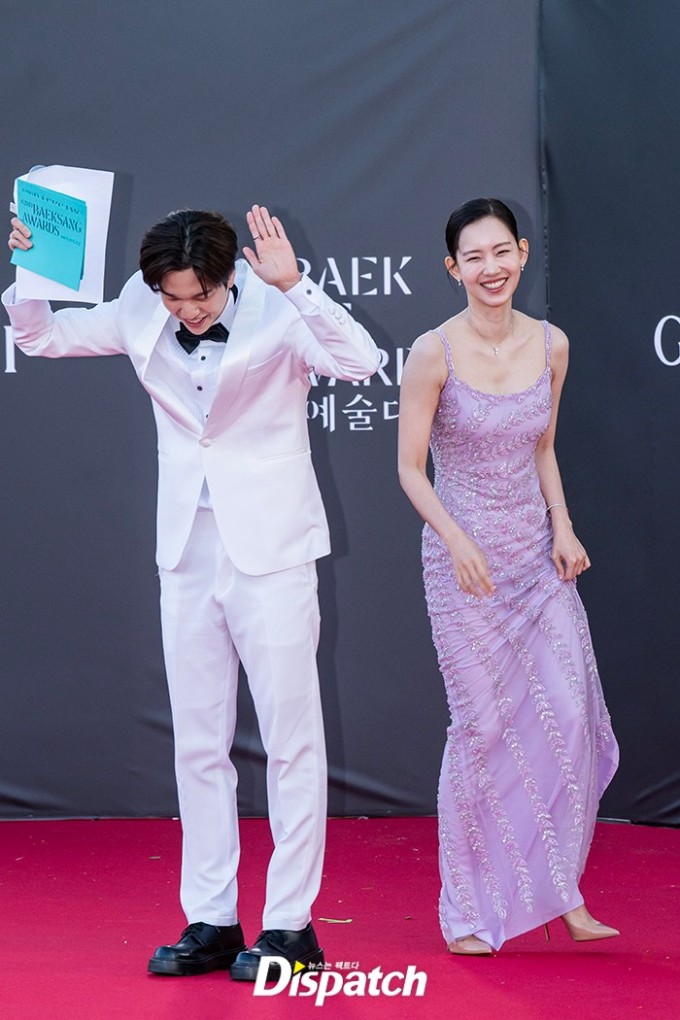 Mỹ nhân, tài tử trên thảm đỏ Baeksang - 5