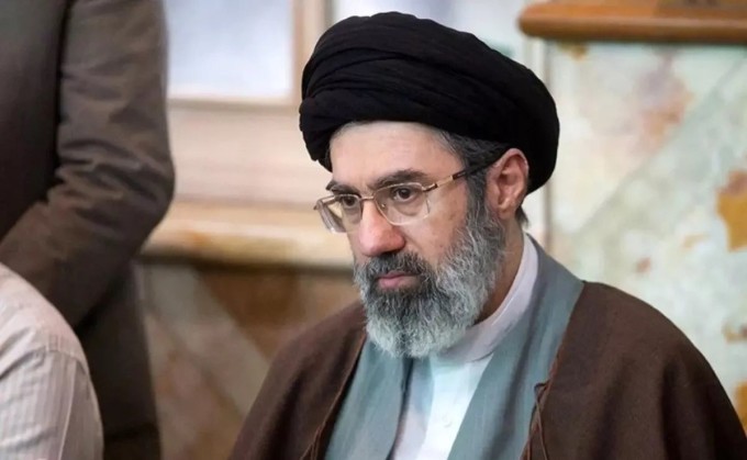 Lãnh tụ Tối cao Iran 'đã hoàn toàn khỏe mạnh' - 1