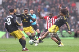 Video bóng đá Sunderland – MU: Phung phí cơ hội, cột dọc cứu nguy (Ngoại hạng Anh)