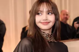 Lisa (BlackPink) biểu diễn khai mạc World Cup 2026