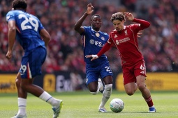 Video bóng đá Liverpool - Chelsea: Quả phạt gây sững sờ, tiếc nuối cột - xà (Ngoại hạng Anh)
