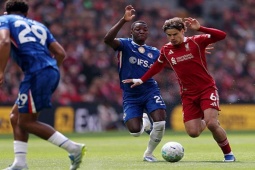 Video bóng đá Liverpool - Chelsea: Quả phạt gây sững sờ, tiếc nuối cột - xà (Ngoại hạng Anh)