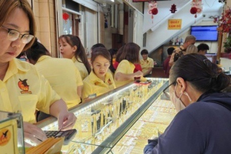 Sáng 9-5, giá vàng miếng SJC, vàng nhẫn cao nhất trong 1 tuần
