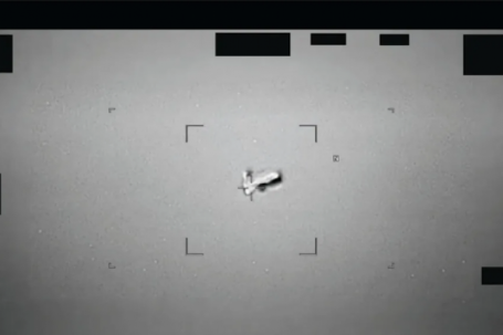Lầu Năm Góc giải mật hồ sơ UFO, chuyên gia cảnh báo công chúng sẽ 'thất vọng'