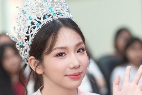 Hoa hậu genZ Hà Linh gây chú ý